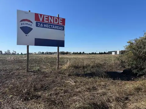 Terreno en Venta en Mi Granja, USD 420.000