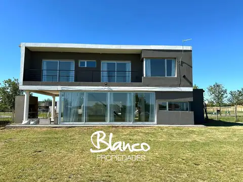 Casa  en Venta en San Sebastian, Escobar, G.B.A. Zona Norte