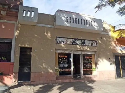 VENTA CASA EN PROPIO P. CHACABUCO SOBRE AV. VERNET