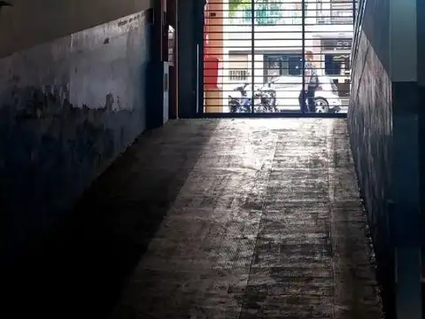 Cochera en venta - 10Mts2 - Caballito