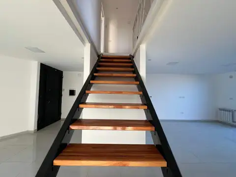 DUPLEX EN ALQUILER DOCTA URBANIZACION