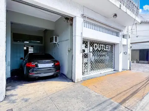 Local en Venta en Olivos, USD 330.000