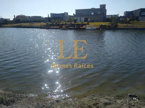 Terreno en Venta de 1082,0 m2