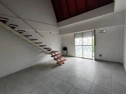 Av. Argentina 4449 , Piso 6