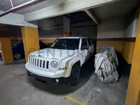 VENTA COCHERA PARA CAMIONETA EN VILLA DEL PARQUE