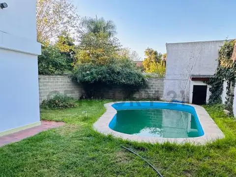 Casa en Venta en Granadero Baigorria, USD 115.000