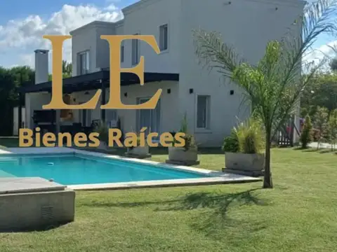 Casa en Venta en El Canton, USD 285.000