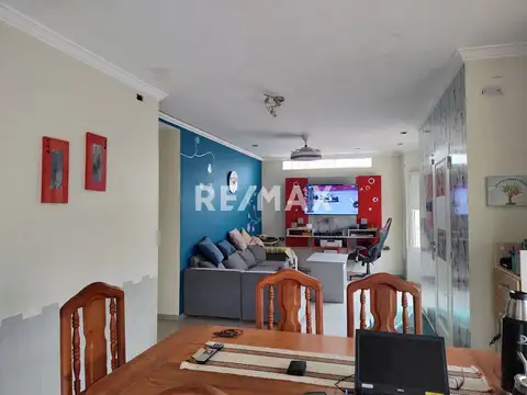 Casa en Venta en General Fernandez Oro, USD 195.000