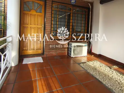 Depto Tipo Casa en Venta con 1 cocheras
