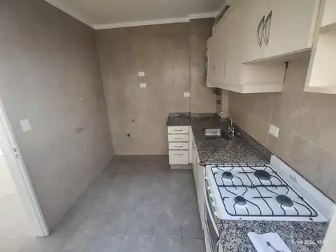 Depto Tipo Casa en Alquiler de 3 ambientes