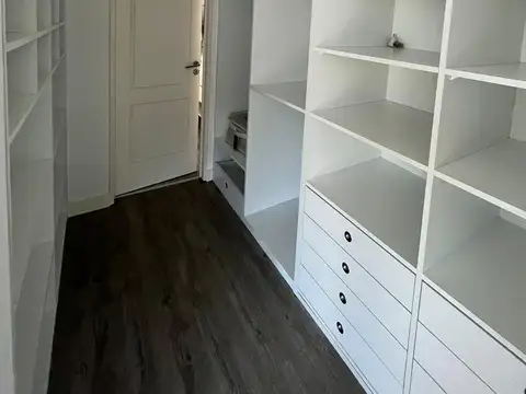 Casa en venta en barrio cerrado Medal Country Club Pilar