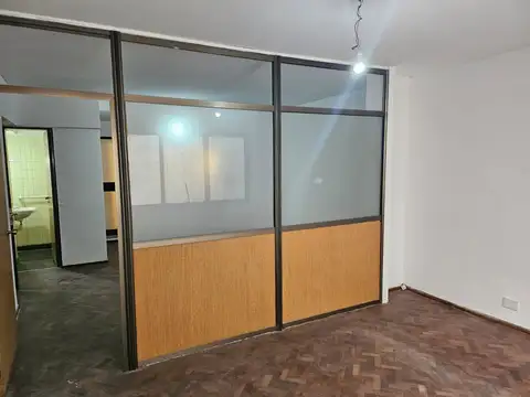 Paraguay 700, Piso 2