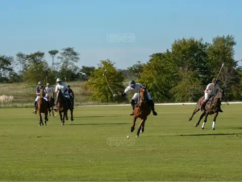 Terreno en Venta de 862,0 m2