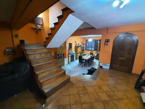 Casa en Venta en Parque Chacabuco, USD 350.000