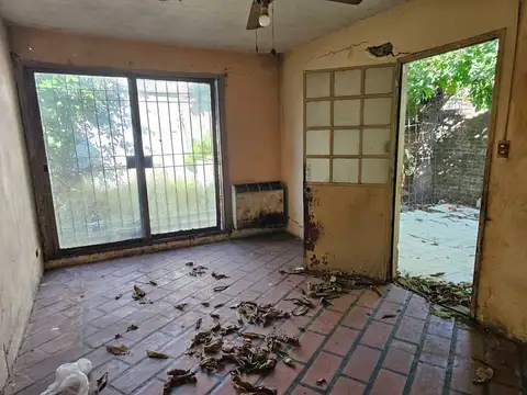 Casa en Venta en Villa Santos Tesei, USD 52.000