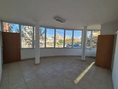 Oficina en Alquiler en General Roca, $ 3.000.000