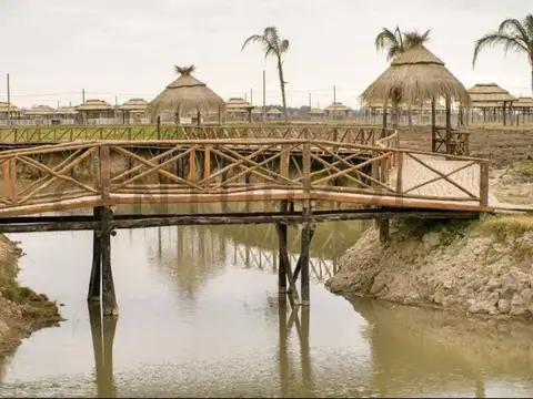 Navarro, B1748 400, Piso 0