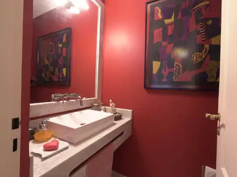 Departamento 4 ambientes con 3 baños