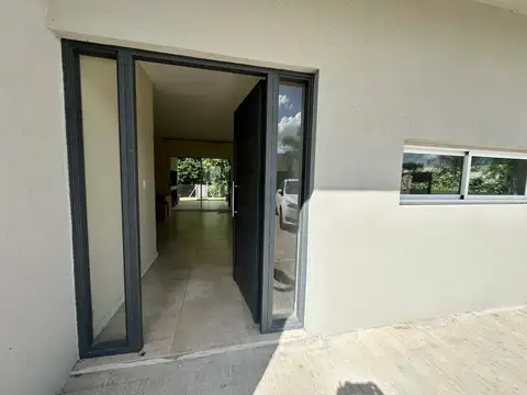 Casa en Venta al Este