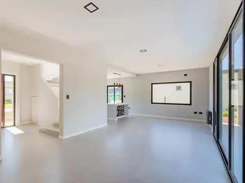 Colectora 12 De Octubre 56500