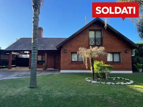 Casa Apta a Crédito en Venta en Barrio Cerrado Los Sauces