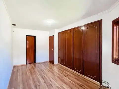 Casa en Alquiler de 4 dormitorios