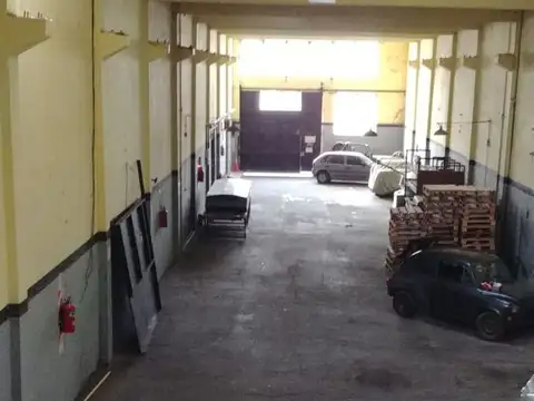 Galpon en Venta 15,64  mts Frente