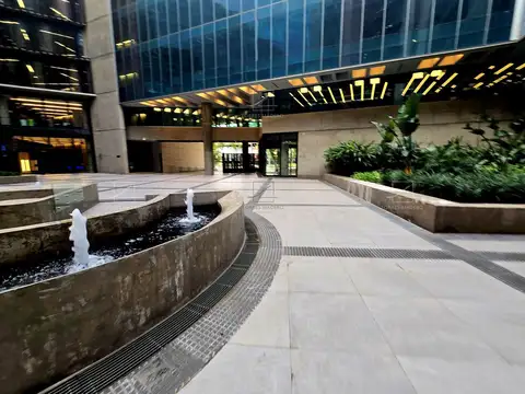 Oficina OPORTUNIDAD  en Alquiler en Distrito Quartier.