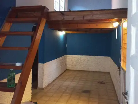 Depto Tipo Casa en Alquiler de 2 ambientes