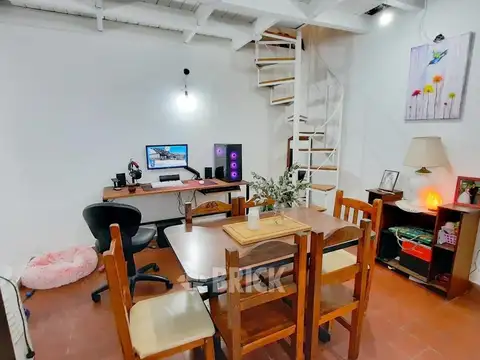 Depto Tipo Casa en Venta de 1 dormitorio