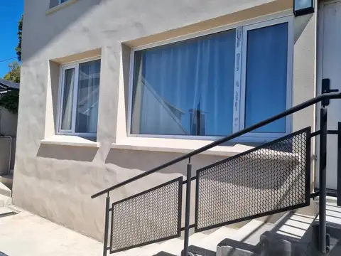 Segundo Sombra 1700, Piso 1