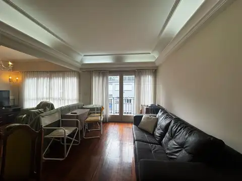 Venta departamento 3 ambientes con balcon, Güemes Mar del Plata