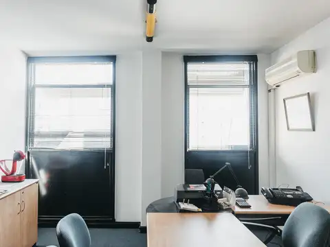 Oficina en Alquiler 40 años