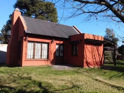 CASAQUINTA VENTA AMPLIO LOTE CENTRO GUERNICA