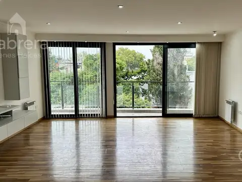 Venta de Departamento de dos dormitorios y cochera, La Plata