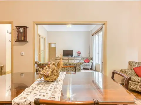 Depto Tipo Casa en Venta 60 años