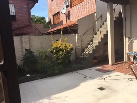 XINTEL(MBA-MBA-218) Casa - Venta - Argentina, Quilmes - Matienzo 690