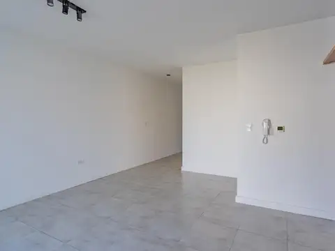 Depto Tipo Casa en Venta de 2 ambientes