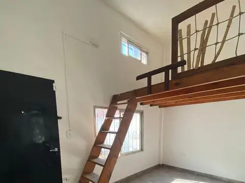 Casa PH VENTA 2 ambientes Villa de Mayo