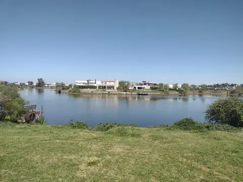 Venta Lote 925 M2 a La Laguna PERMUTA /FINANCIA Barrio San Matias Escobar