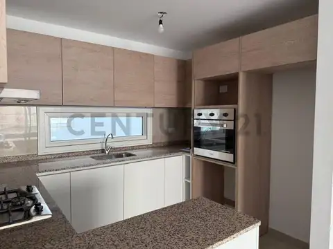 Departamento 3 ambientes con 2 baños