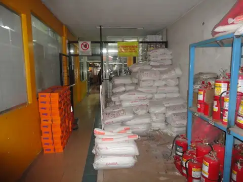 Local en Venta en Villa Luro, USD 250.000