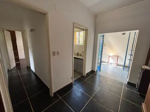 Depto Tipo Casa 3 ambientes con 2 baños