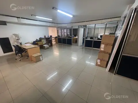 Oficina 6 ambientes con 2 baños
