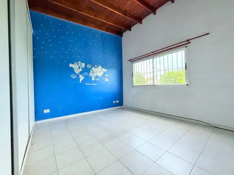Casa 3 ambientes con 2 baños