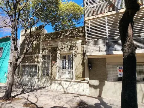 Casa en República de la Sexta