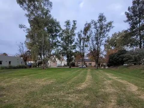 Terreno en Venta 35  mts Fondo