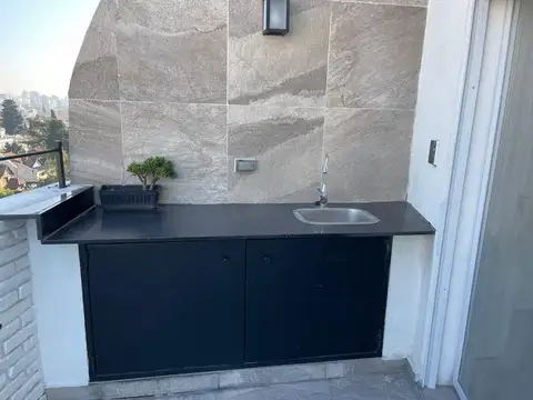 Departamento en Alquiler con 1 cocheras