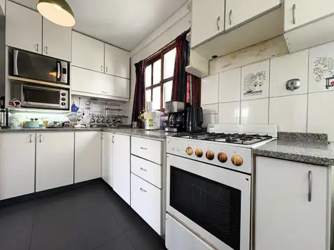 VENTA SEMI PISO 3 AMB C/ BALCON CORRIDO V. ORTUZAR