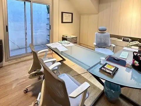 Oficina en Venta 20 años